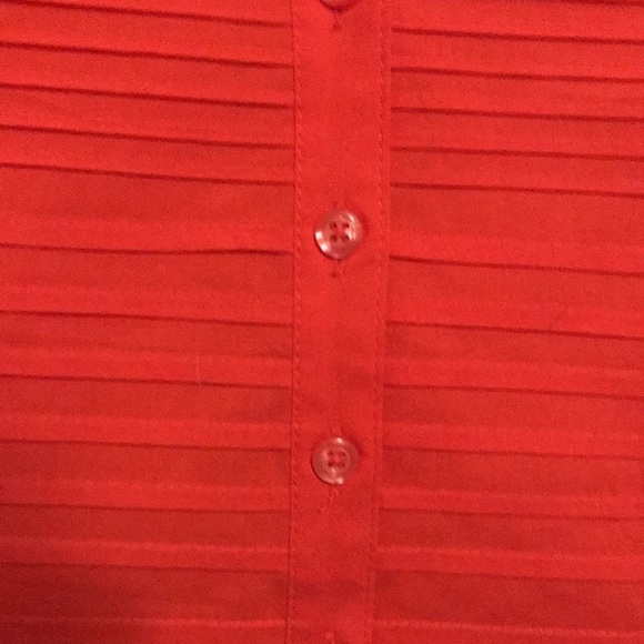 Investments Blouse in tomato Red. Size S Pin tuck detail in front Career wear - Picture 2 of 8